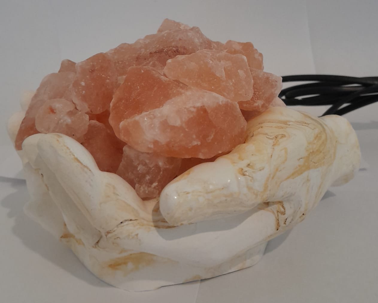 LAMPARA DE SAL MANO MARMOLADA